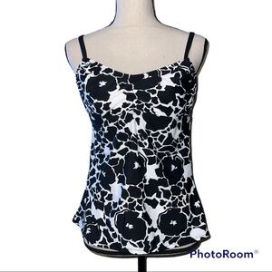 Ocean Avenue medium tankini swim top adjustable straps no padding no wires nwt